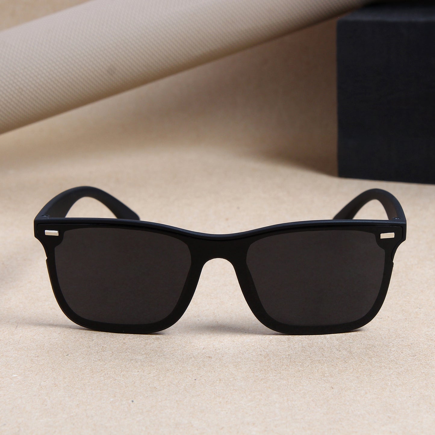 Brandon Black And Black Unisex Sunglasses