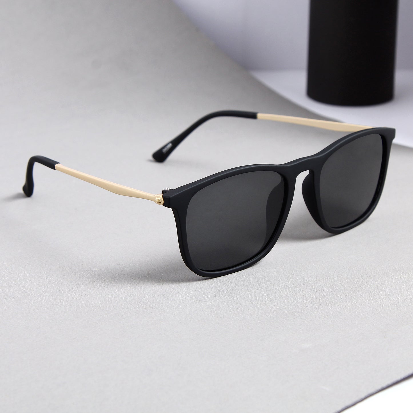 Sparloo Gold And Black Unisex Sunglasses