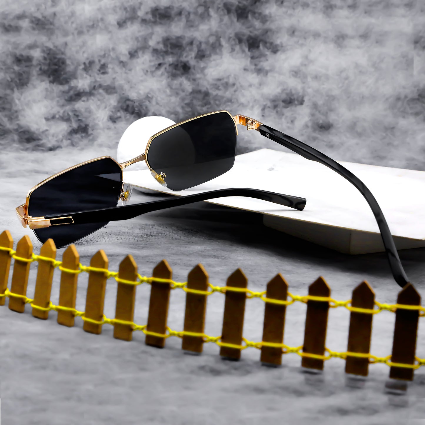 OH Gold And Black Premium Sunglasses